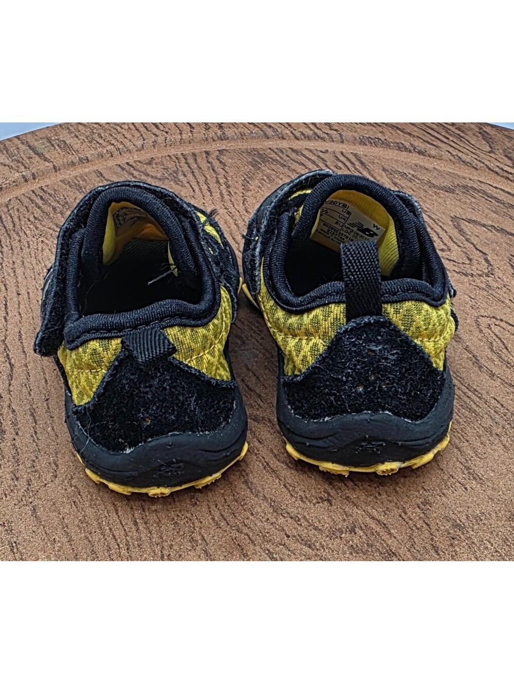 New Balance Minimus Boys 2 Trail Outdoor Shoes KT20YBl Sneakers Running Hiking - Picture 6 of 13
